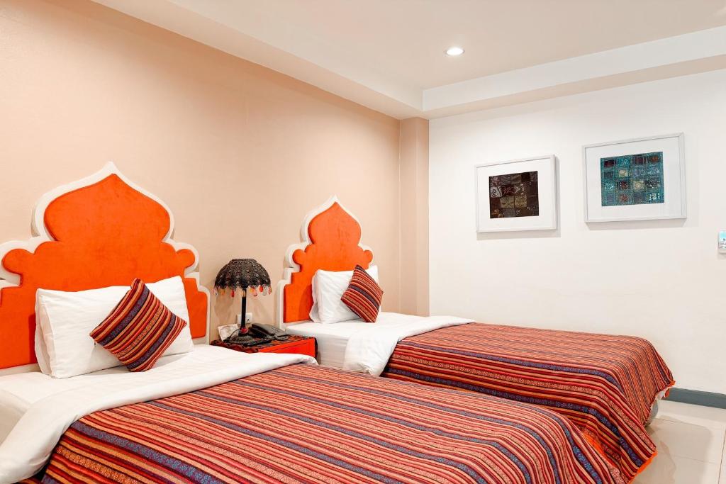 Deluxe Twin Room